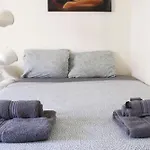 Appartamento Bright With Balcony Porte De Versailles