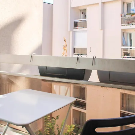 Διαμέρισμα Bright With Balcony Porte De Versailles Vanves