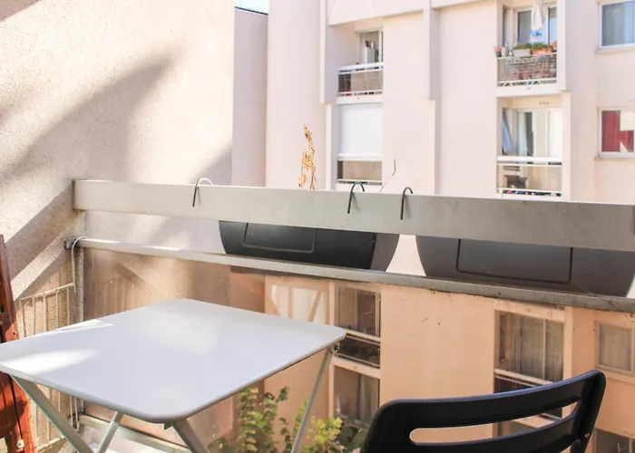 アパート Bright With Balcony Porte De Versailles ヴァンヴ
